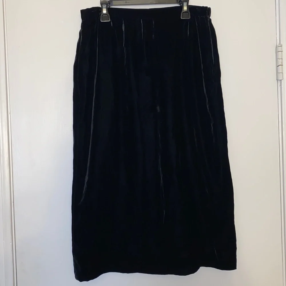 Vintage Emanuel Ungaro silk blend velvet skirt